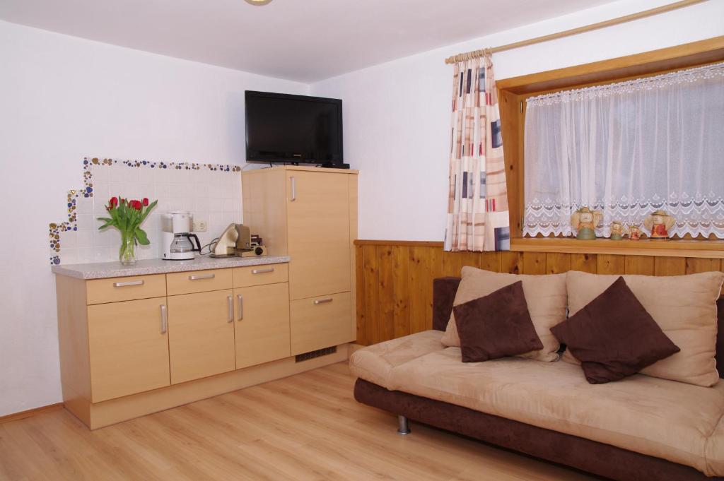 מלון תיירזה Haus Enzian מראה חיצוני תמונה